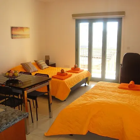 Lägenhet Aria Boutique Limassol